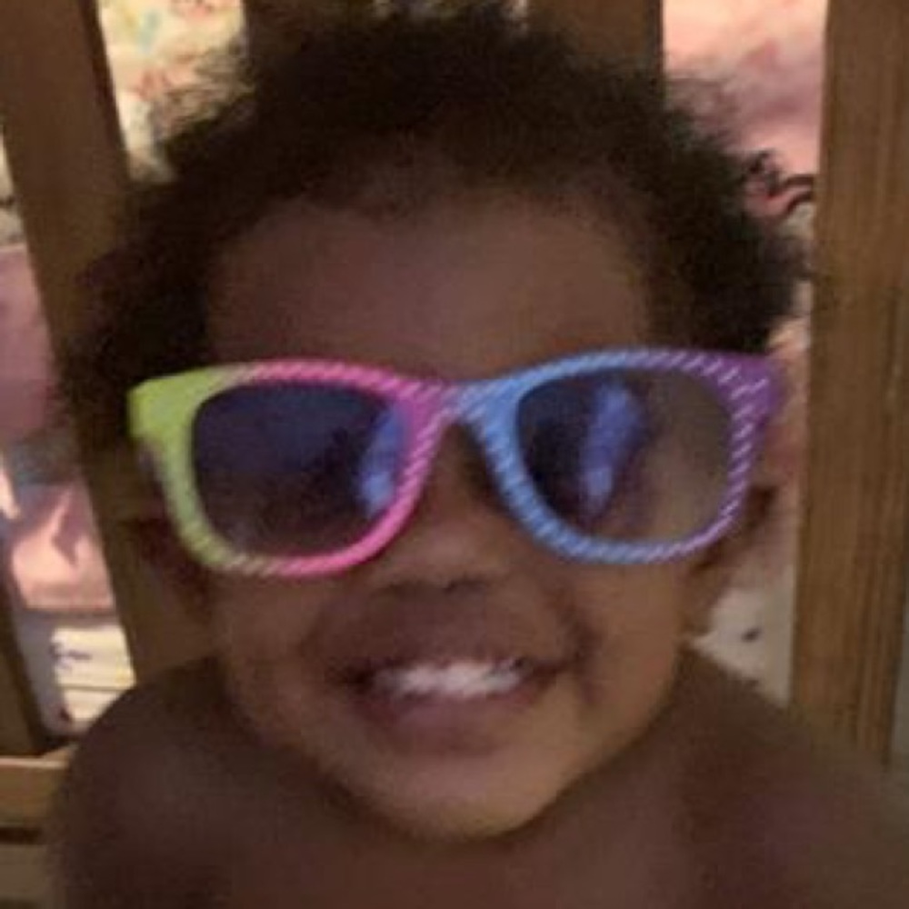 Meet your Posher, Nayda